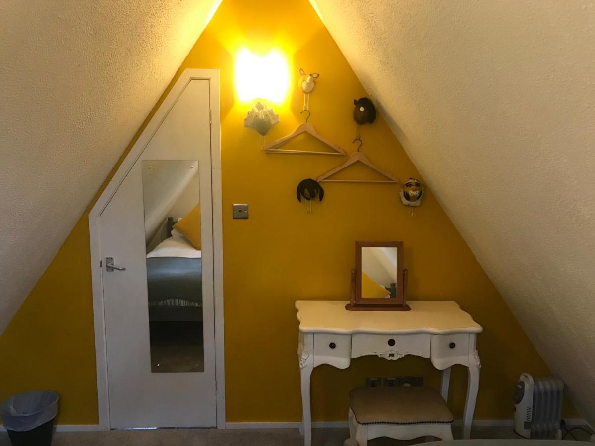 Kingsdown  Foxes Sea Side Retreat Deluxe Chalet Is A Lovely Holiday Home Tucked Away On The Kent Coast מראה חיצוני תמונה