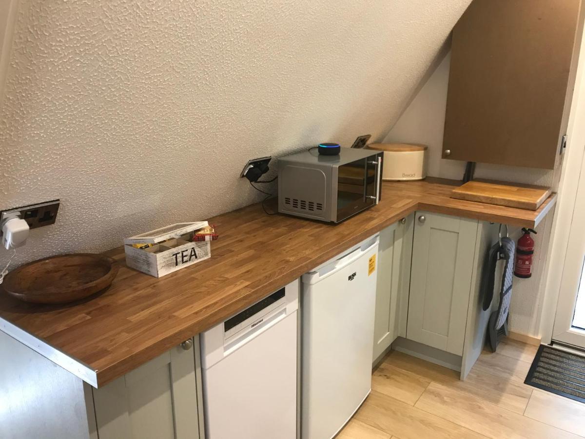 Kingsdown  Foxes Sea Side Retreat Deluxe Chalet Is A Lovely Holiday Home Tucked Away On The Kent Coast מראה חיצוני תמונה